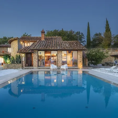 Il Romitoio 12, Emma كورتونا